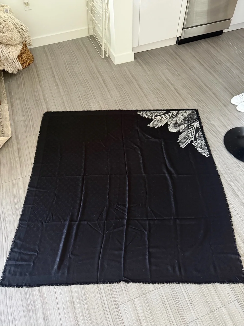 Limited edition Louis Vuitton New York Skyline shawl